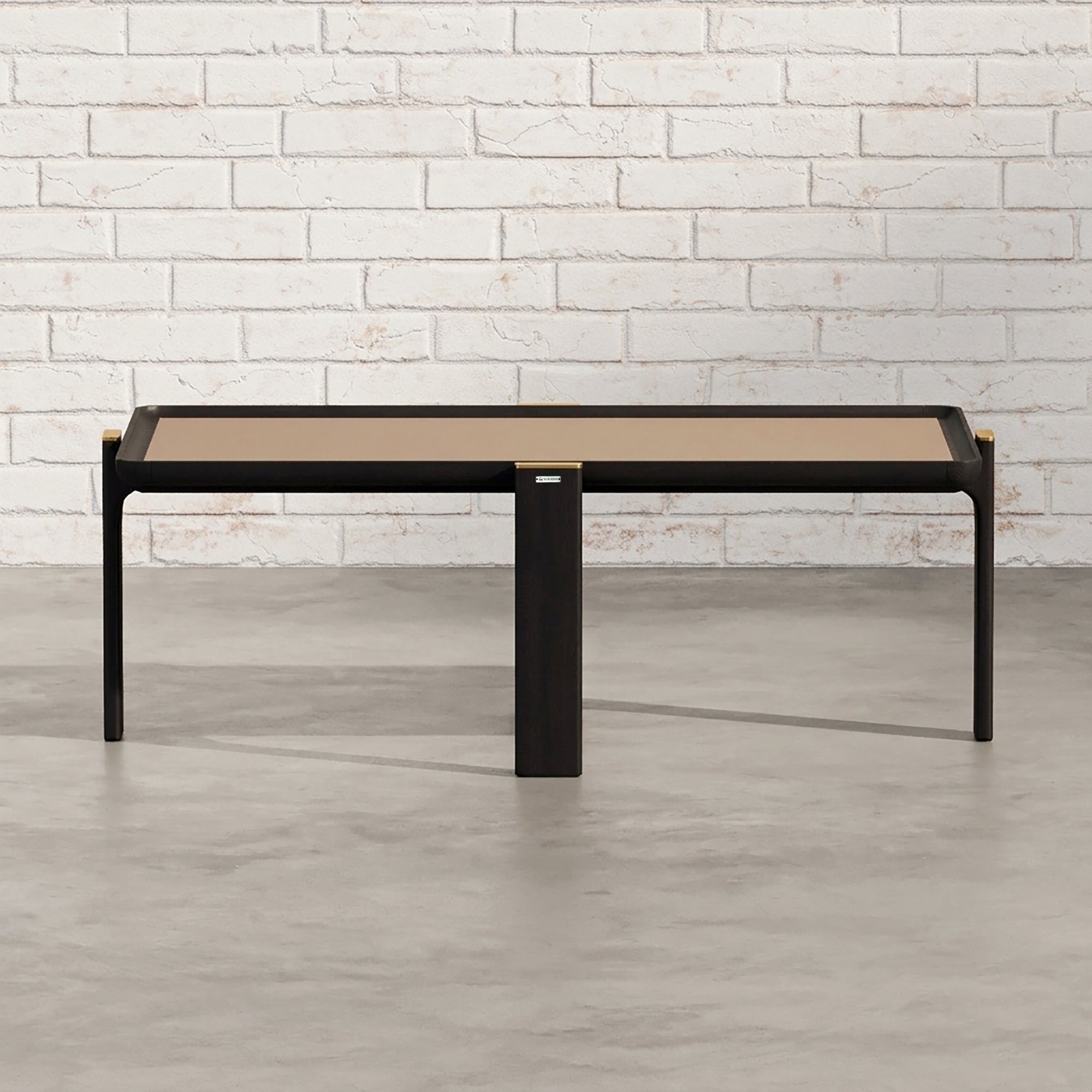 Aart -Centre tables